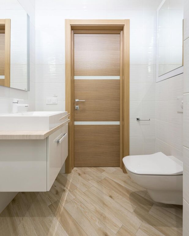 How to Create a Minimalist Bathroom Setup for a Clean, Calm Space